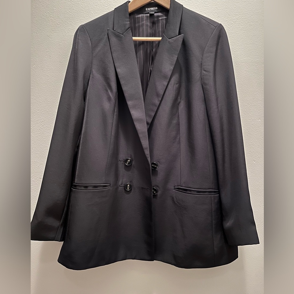 Express Women's Black Blazer size Medium